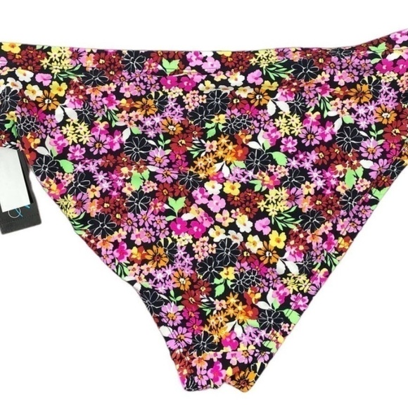 CALIFORNIA WAVES Trendy Size Ditsy-Print Side-Tab Bikini Bottoms, floral multi L - Picture 8 of 8